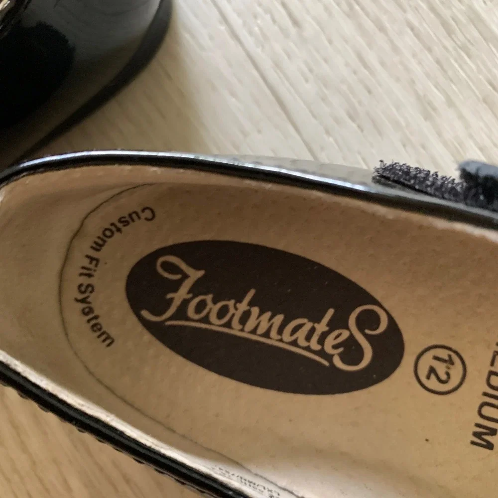 Footmates Emma Black Patent Leather Mary Jane Dress Shoes Kids Size 12 Medium